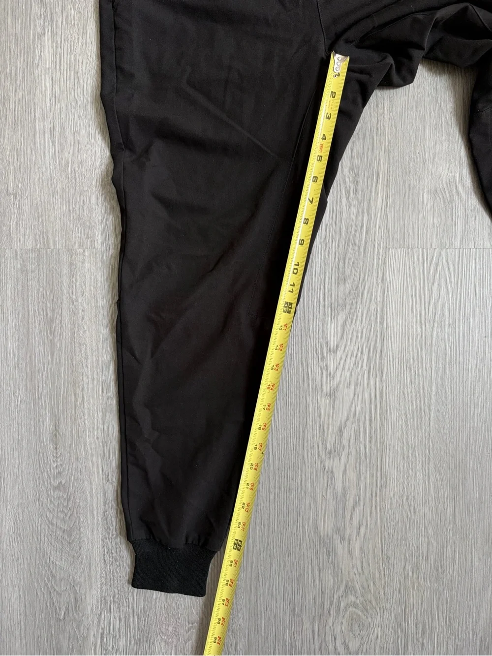 Figs Tansen Jogger Scrub Pant Black Pull-On Stretch Men’s Size M Short